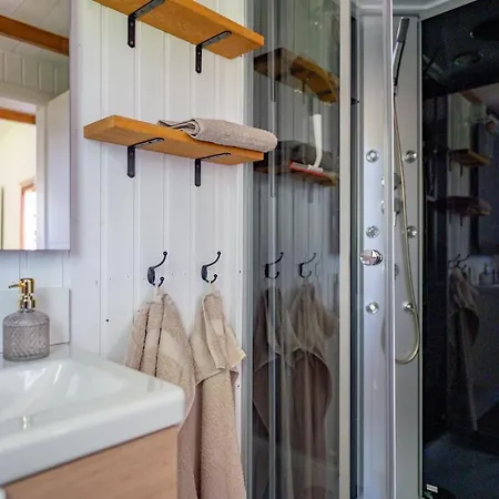 別荘 Tiny House 300 Meter Vom Zentrum Entfernt