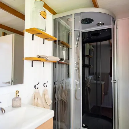 Tiny House 300 Meter Vom Zentrum Entfernt * Eberswalde