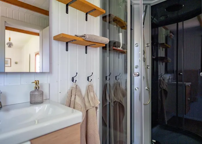 بيت للعطل Tiny House 300 Meter Vom Zentrum Entfernt